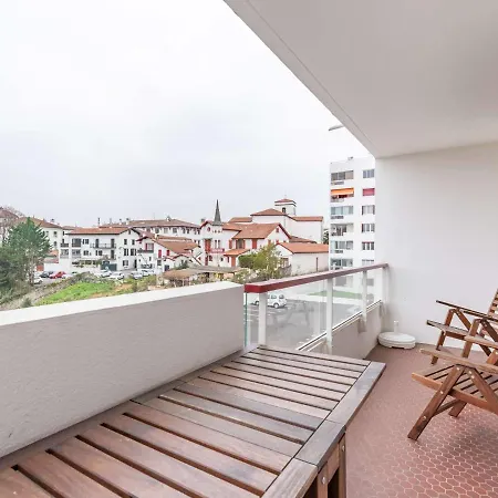 Joli Studio En Centre-Ville Avec Parking, Animaux Admis - Fr-1-2-304 Hendaye Exterior photo
