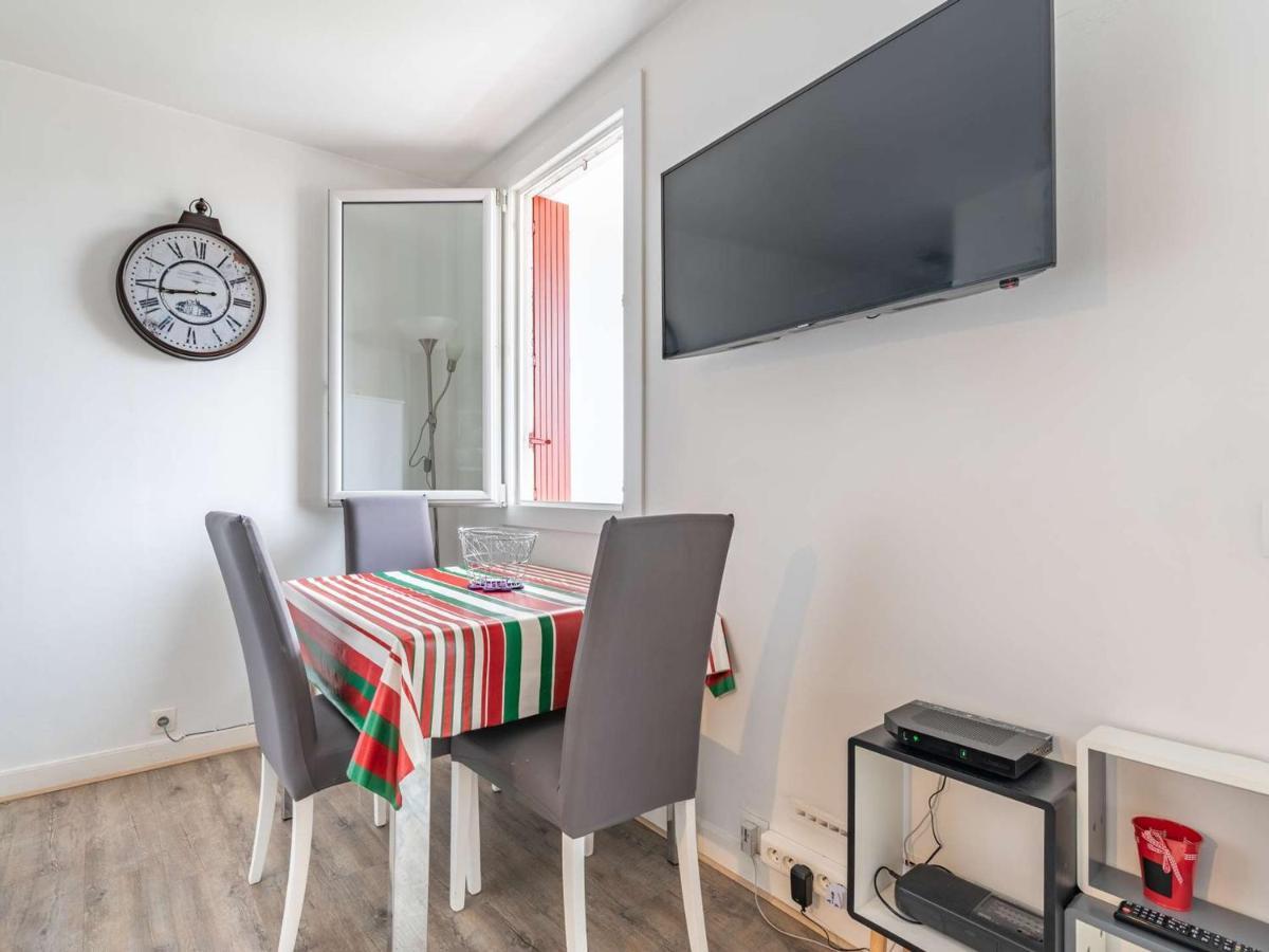 Joli En Centre-ville Avec Parking, Animaux Admis - Fr-1-2-304 Hendaye