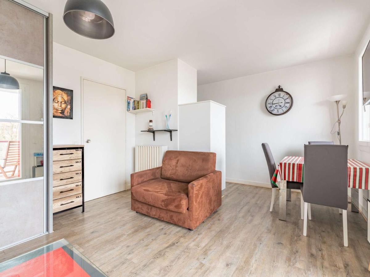 Apartment Joli En Centre-ville Avec Parking, Animaux Admis - Fr-1-2-304 *