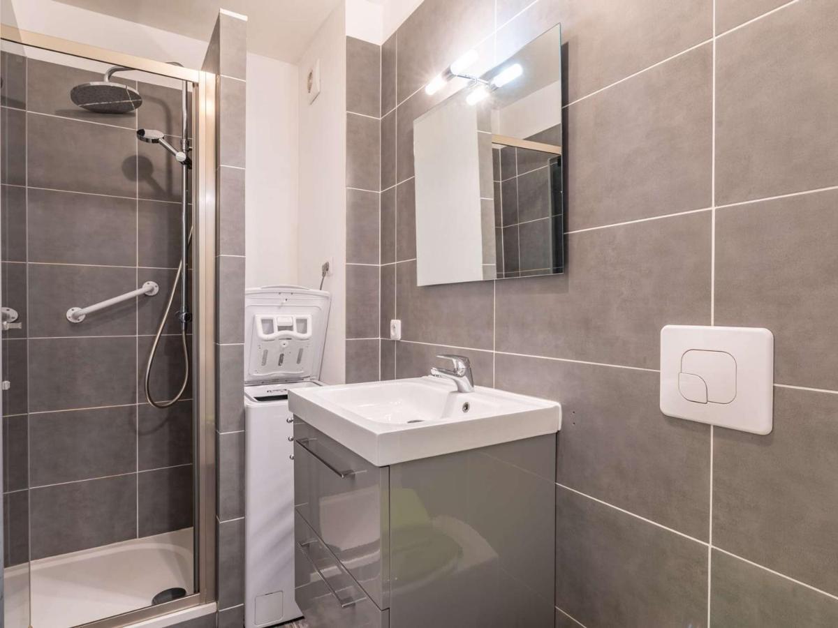 Joli En Centre-ville Avec Parking, Animaux Admis - Fr-1-2-304 Apartment Hendaye